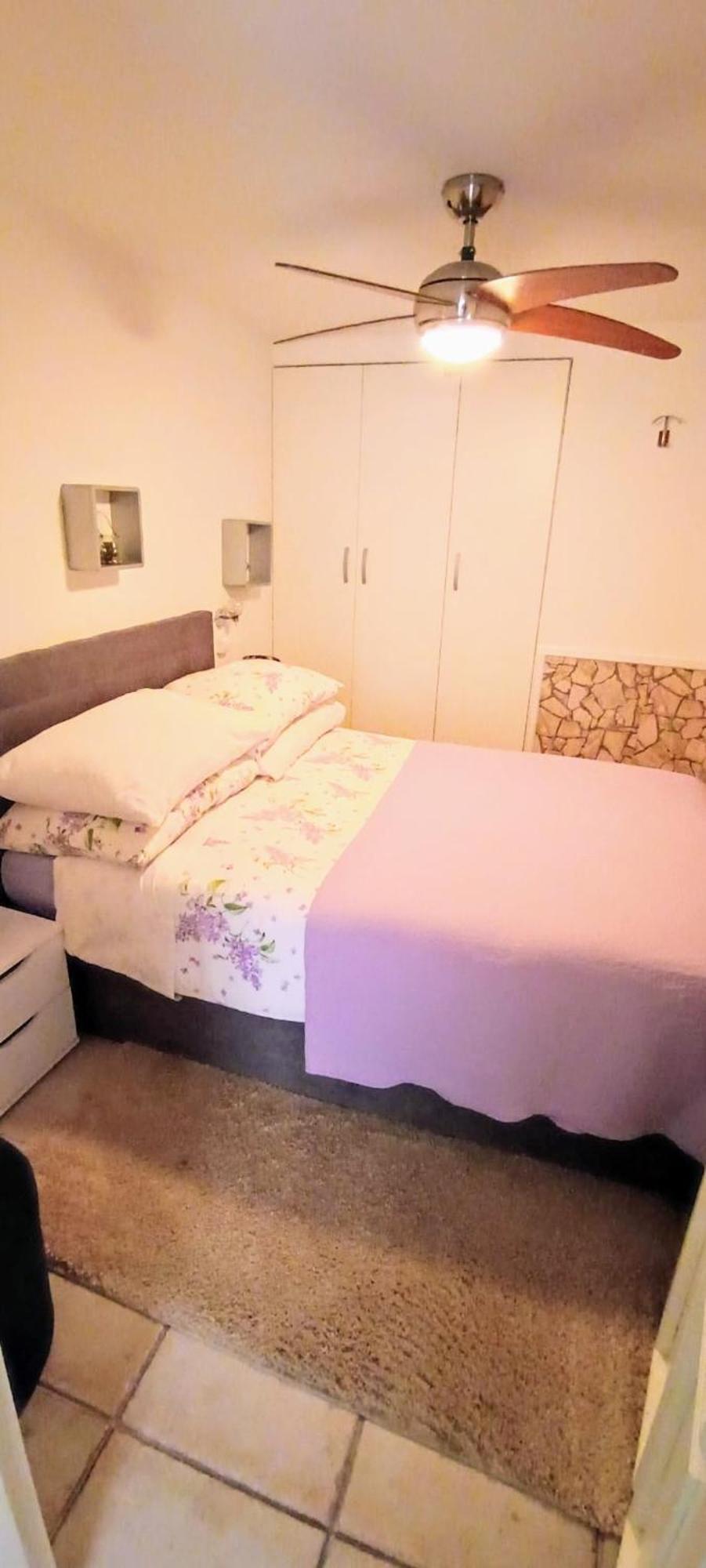 As Lucana Apartment - Ground Floor Vis Kültér fotó